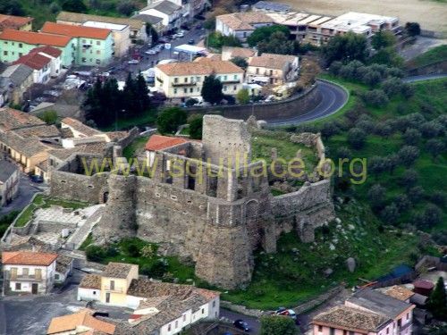 castello squillace veduta aerea